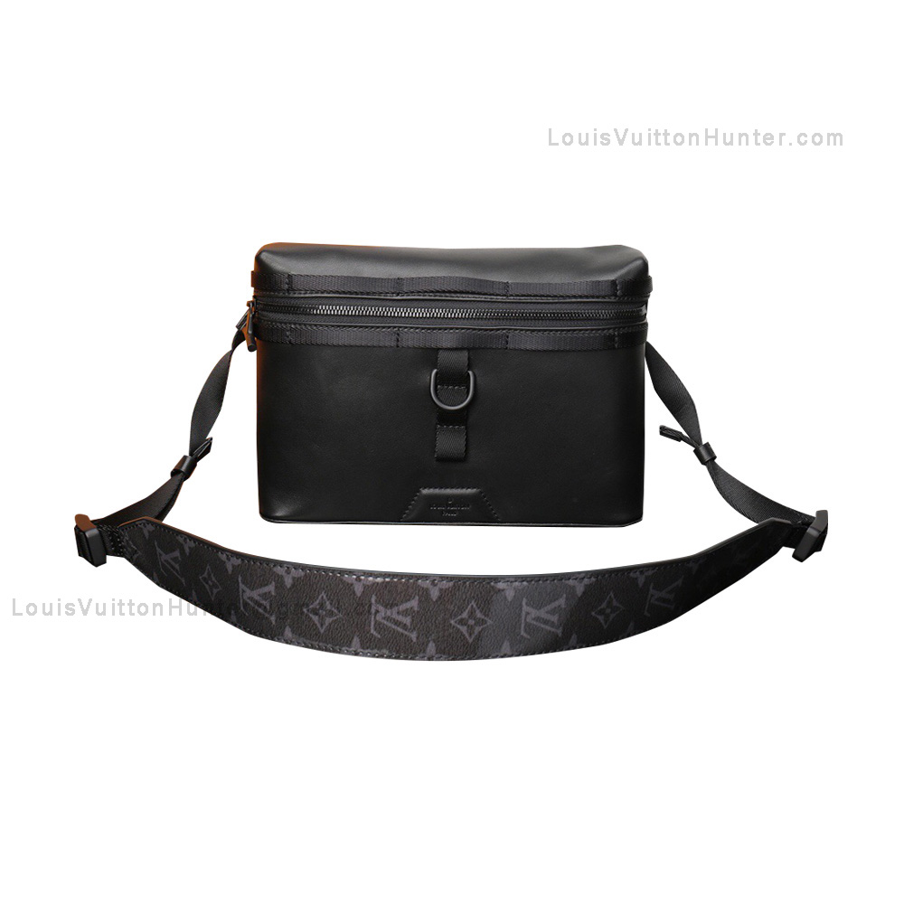 Louis Vuitton Messenger PM Dark Infinity Leather M52176